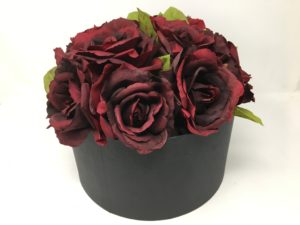 Black hat box with roses