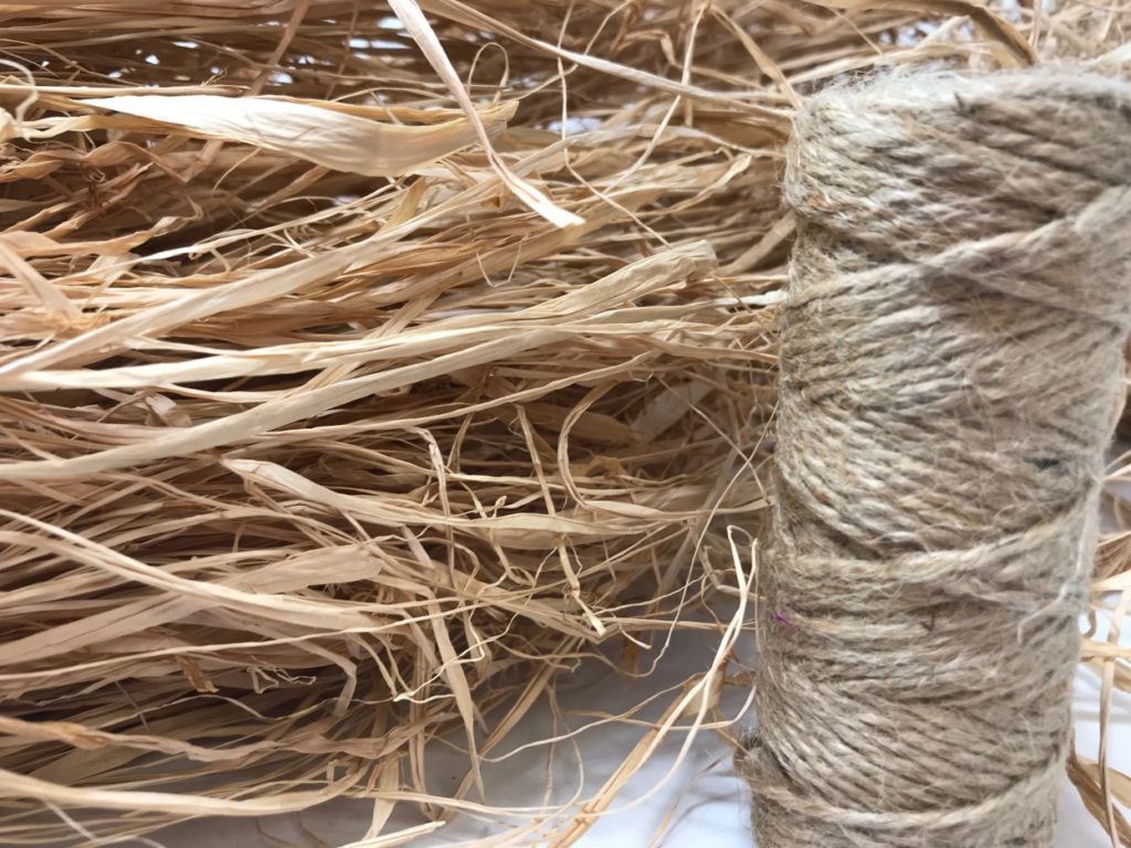 Neutral recyclable twine and raffia